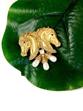 Neiman Marcus Gold Double Horse Pearl Brooch NEW